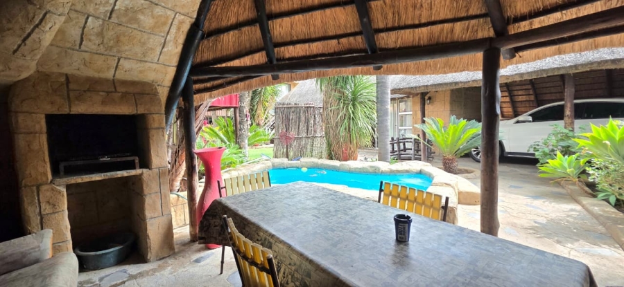 9 Bedroom Property for Sale in St Helena Free State